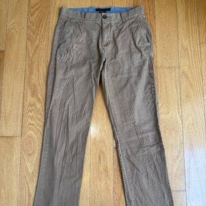 Tommy Hilfiger Custom Fit Chinos 30/32